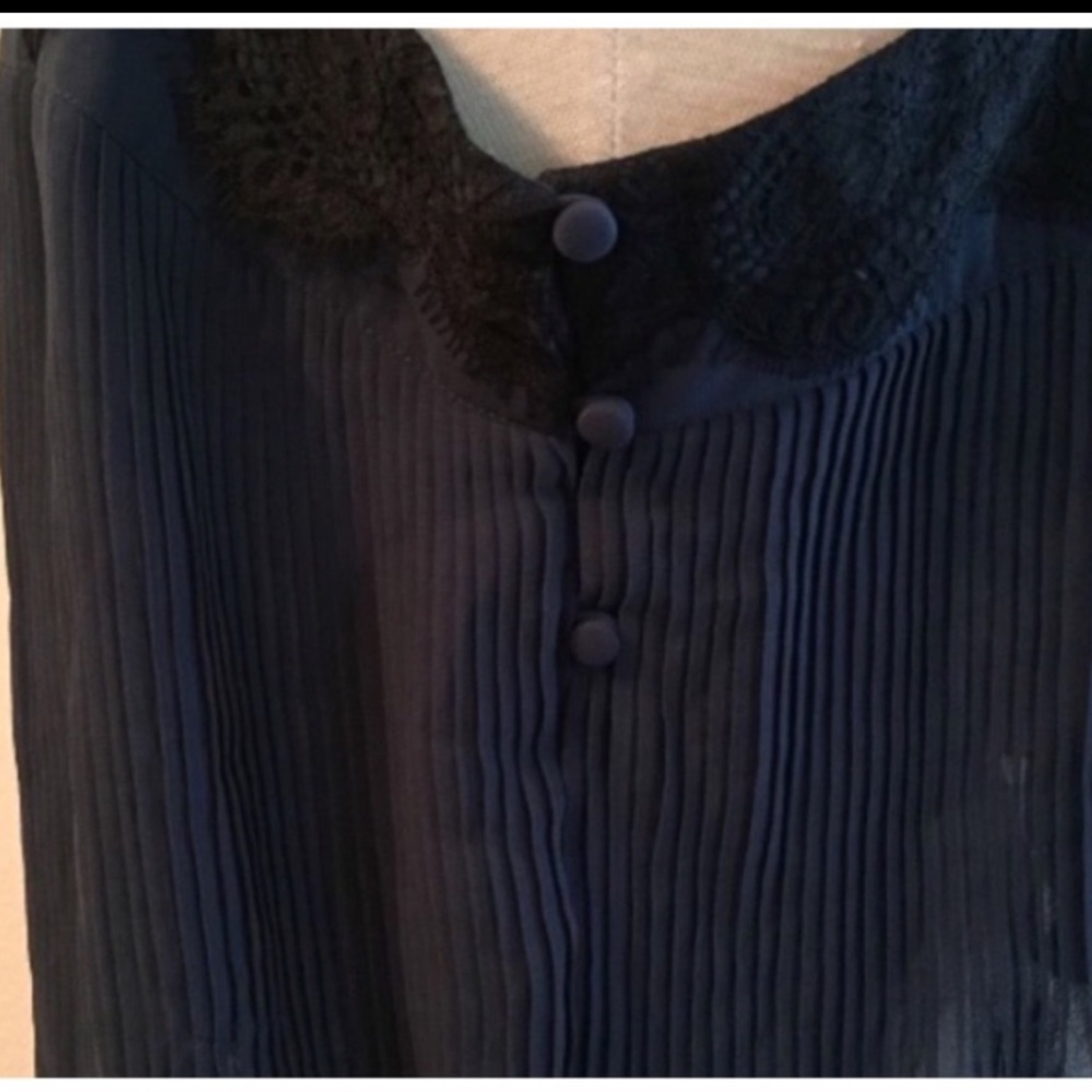 🌸🌸Free People Intimate navy chiffon cami style M - Picture 3 of 4